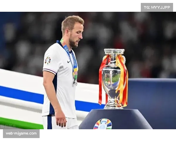 凯恩德甲13场轰15球，领跑五大联赛射手榜